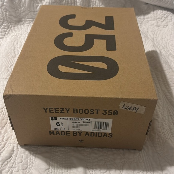 Adidas Yeezy Boost 350 V2 Sneakers men size  6.5 SAND - Picture 9 of 9